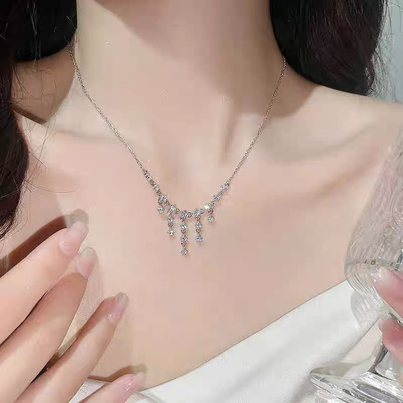 Eriya Galaxy Falls S925 sterling silver moissanite necklace exquisite diamond tassel temperament high-end light luxury factory wholesale